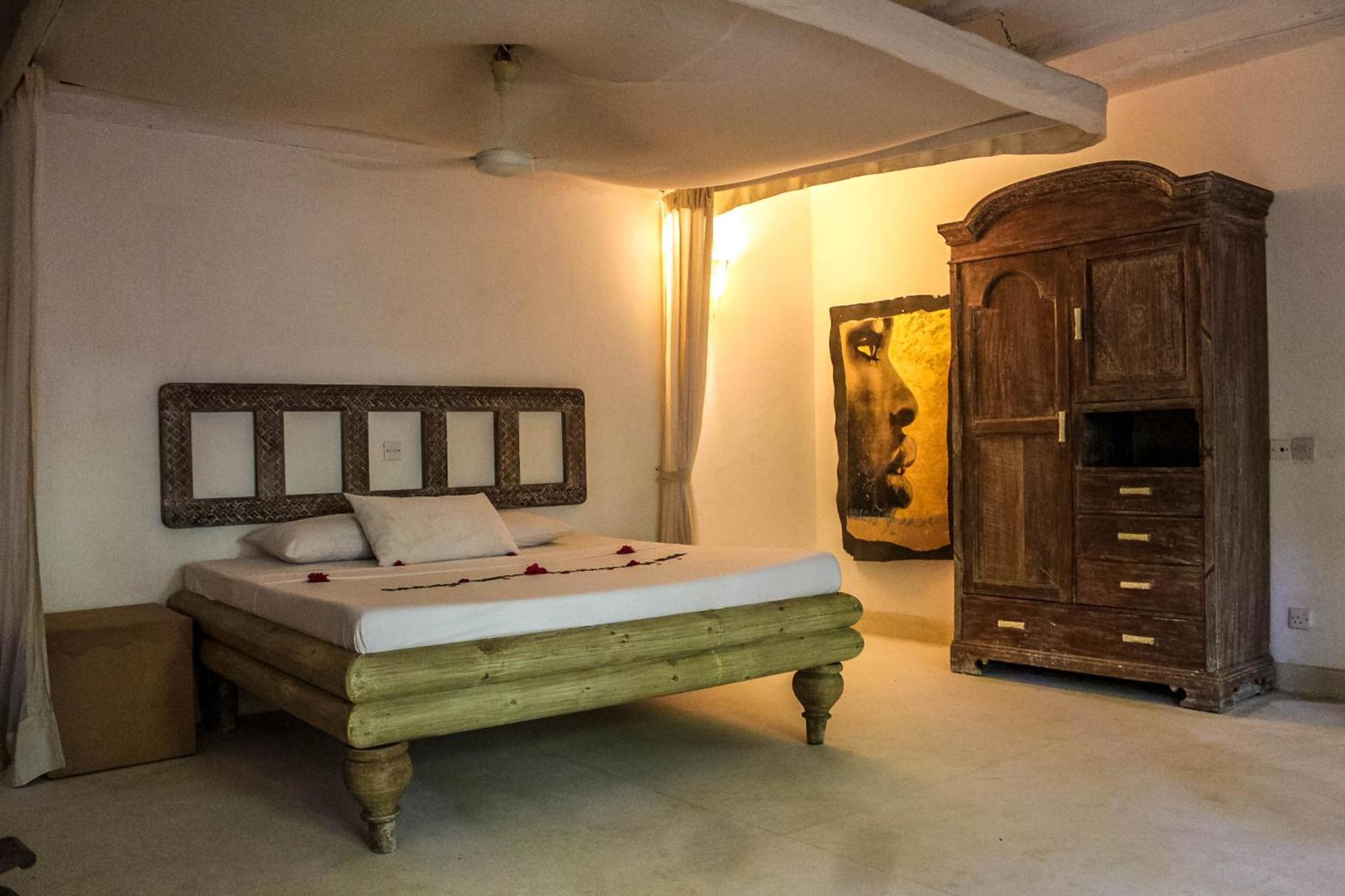 White Elephant Sea Lodge มาลินดี ภายนอก รูปภาพ