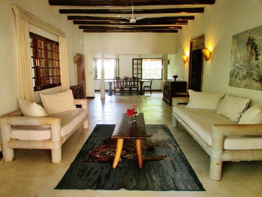 White Elephant Sea Lodge มาลินดี ภายนอก รูปภาพ